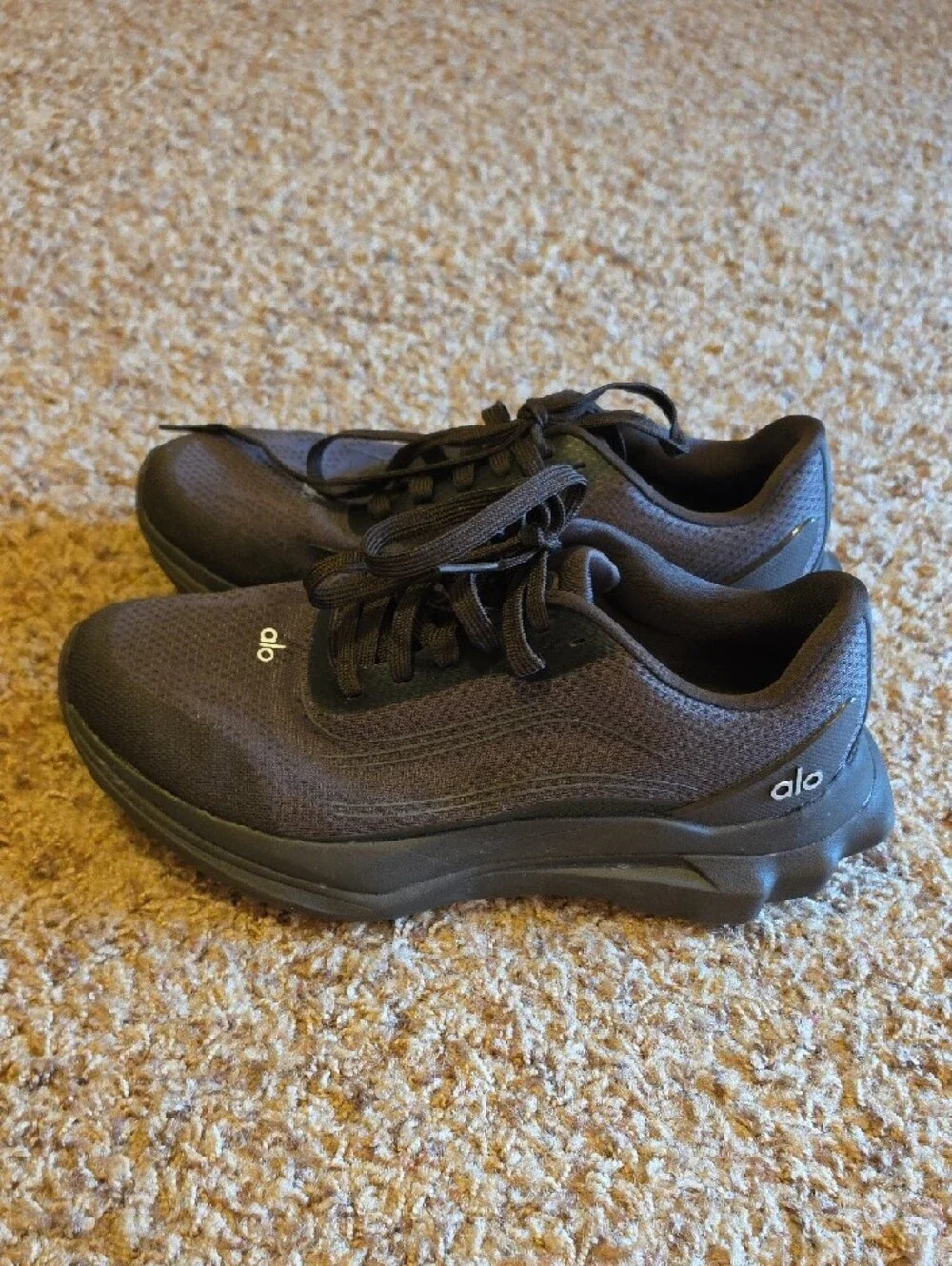 ALO Runner- Espresso- M6/W7.5